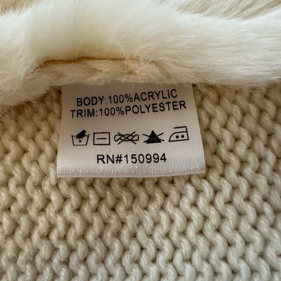 NWT Belldini Women's Black Label Cardigan Sweater -size Medium (cream) - Picture 6 of 12